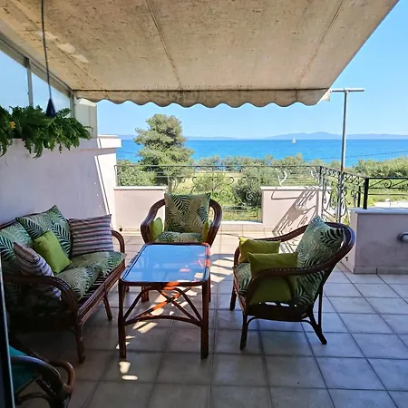 Margott Sea View Apartment Volos